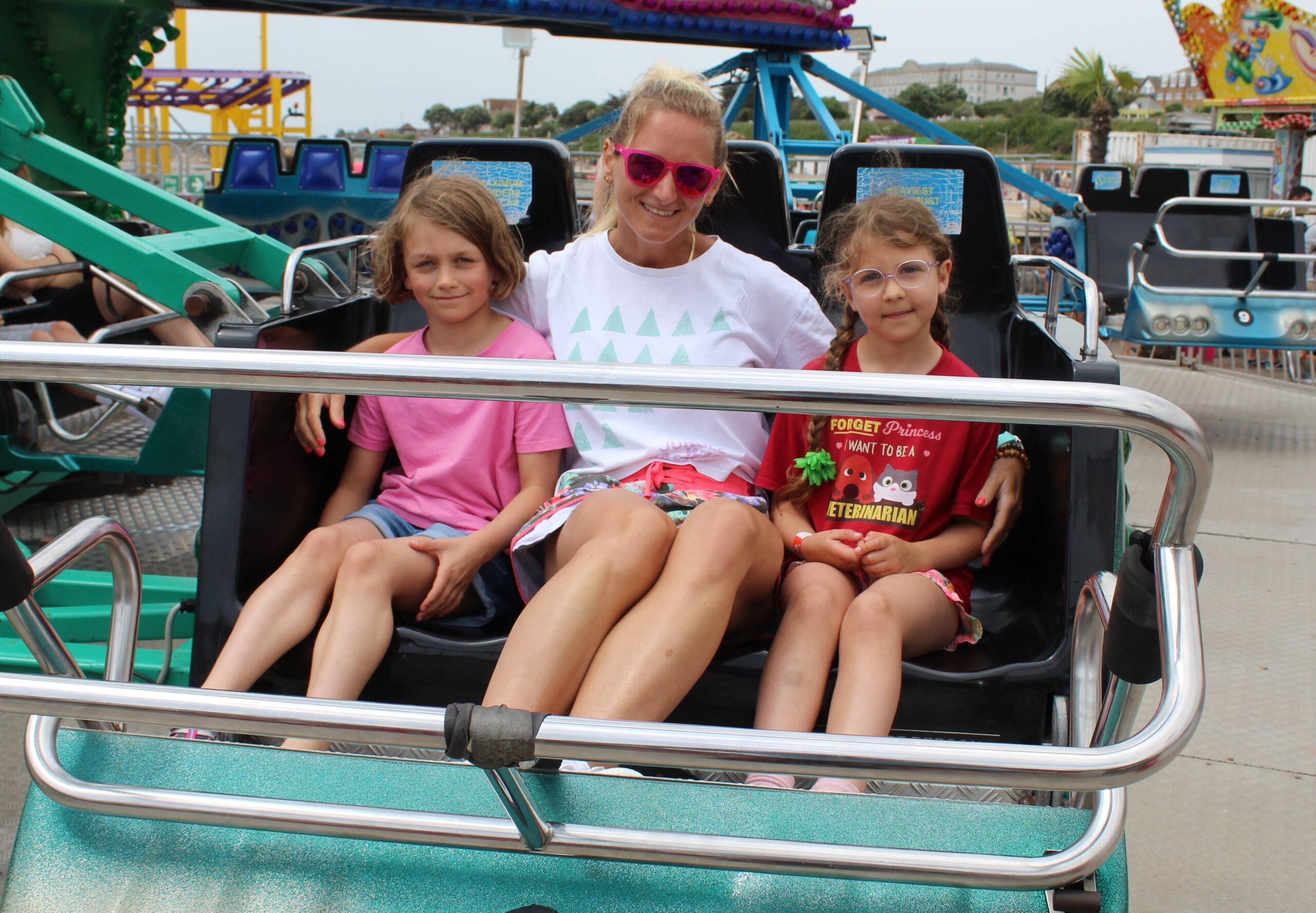 Dates for free family weekends