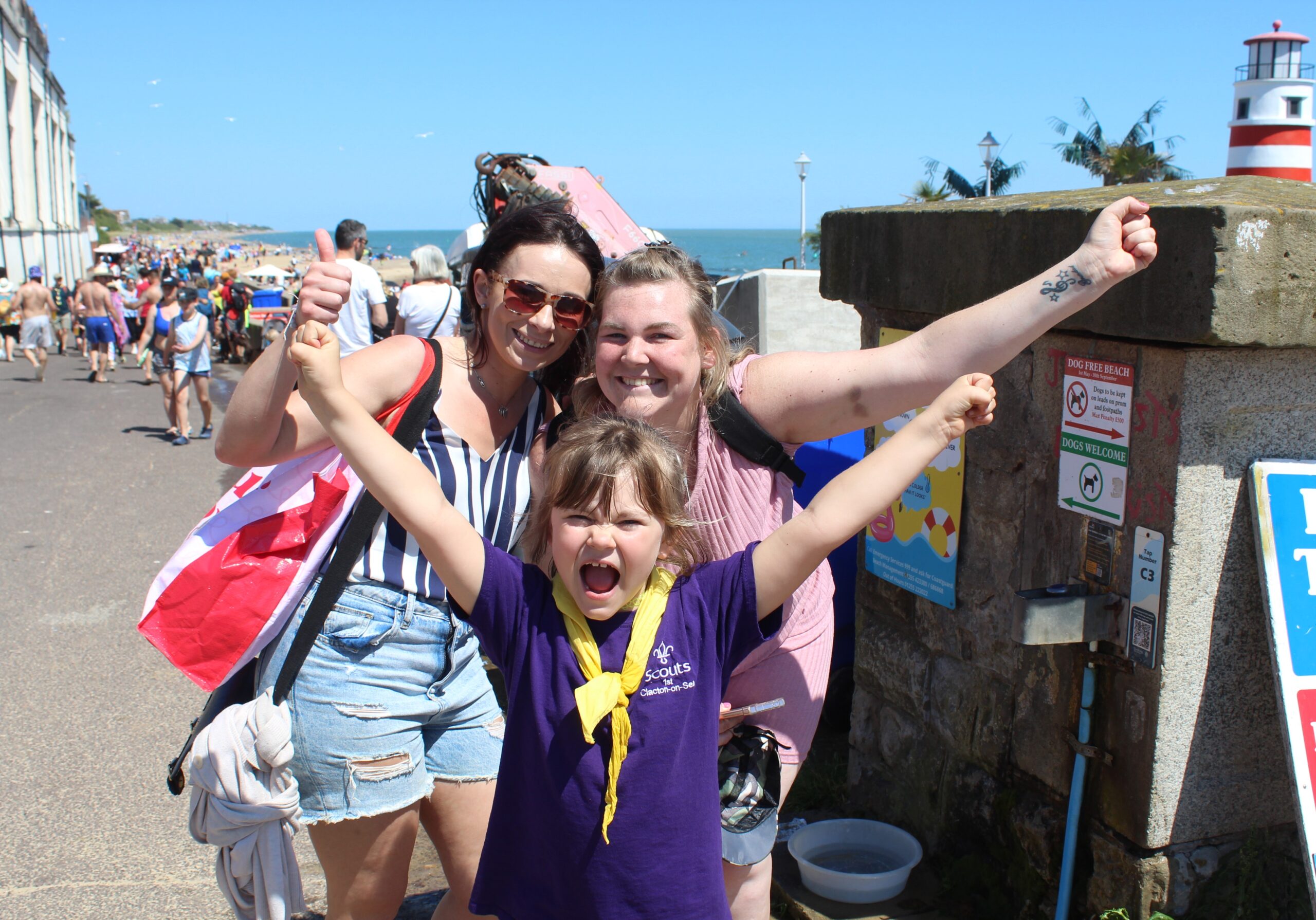 Youngsters walk pier to pier